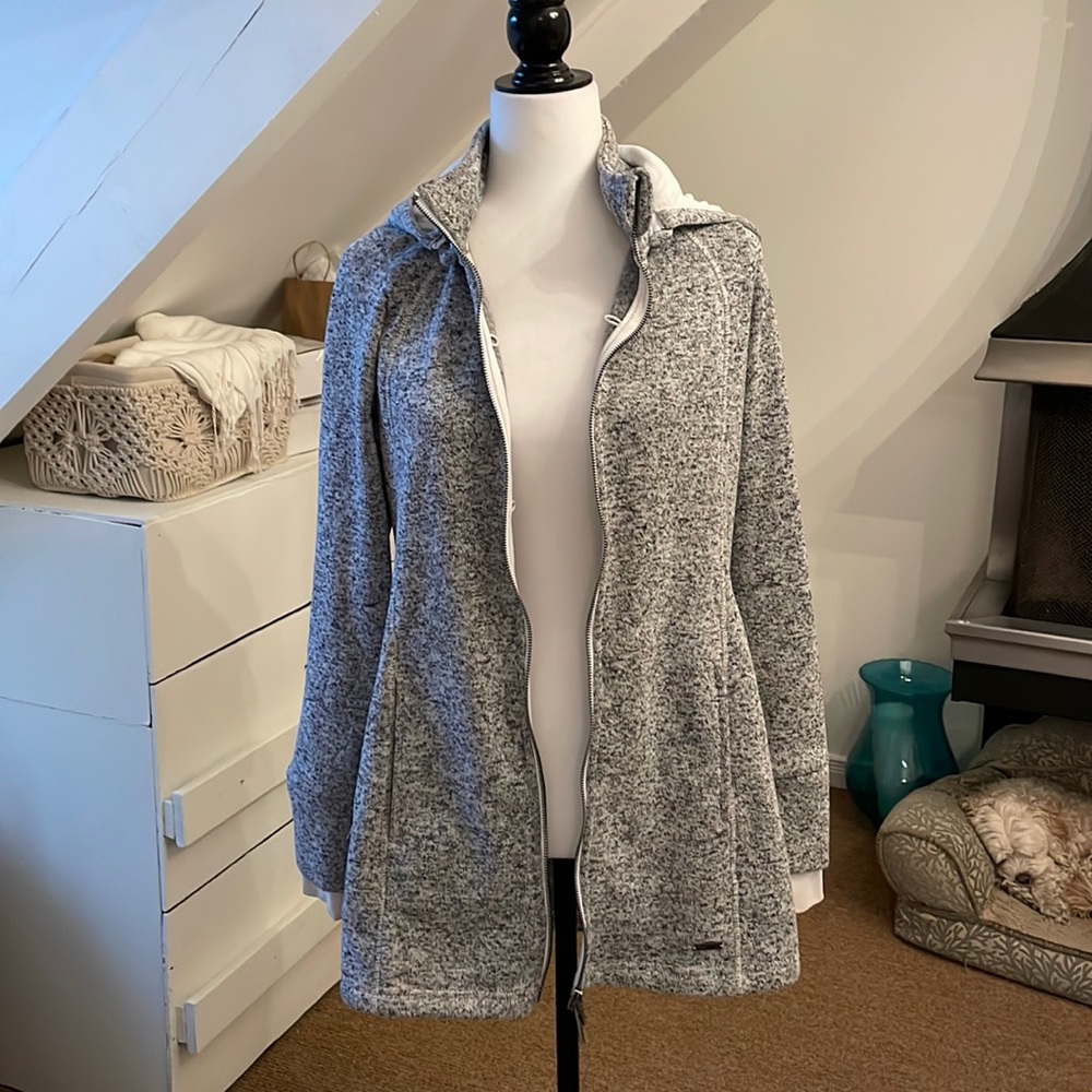 Long hooded sweatshirt like new condition